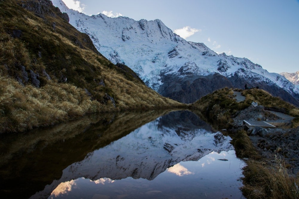 Sealy Tarns hike trail route in Mount Cook
