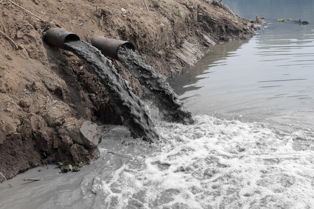 Image of dirty sewage water going to the ocean 