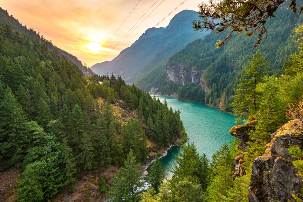 Scenic view of the mountains in Washington