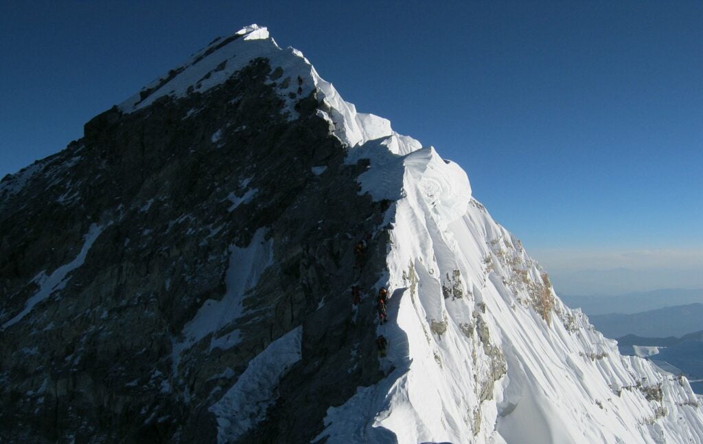image of the Hillary step in Mount Everest