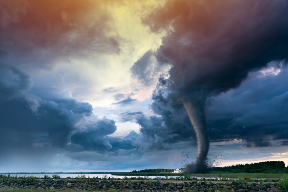 Tornado approaching the cameraman