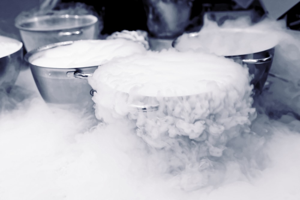 Making ice cream using liquid nitrogen