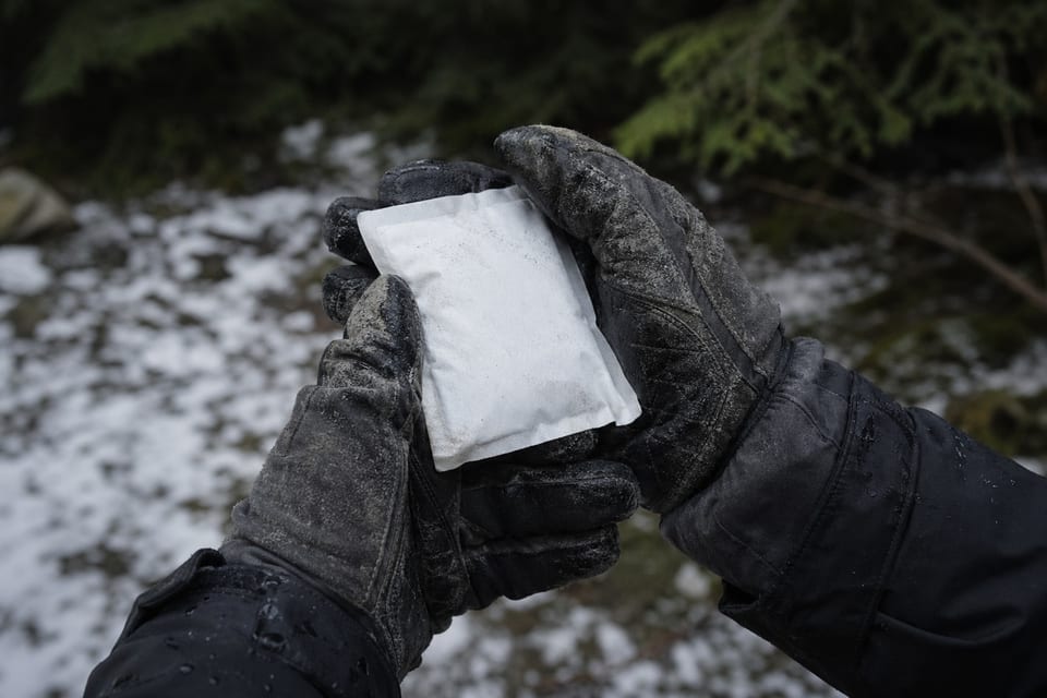 how do hand warmers works featured image