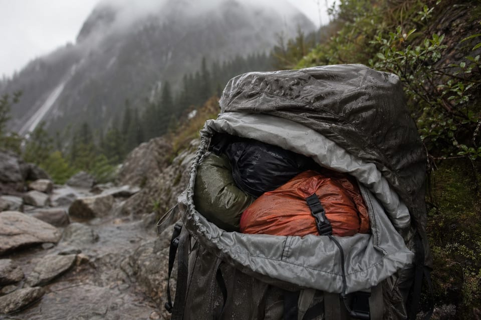 how to waterproof a backpack featured photo